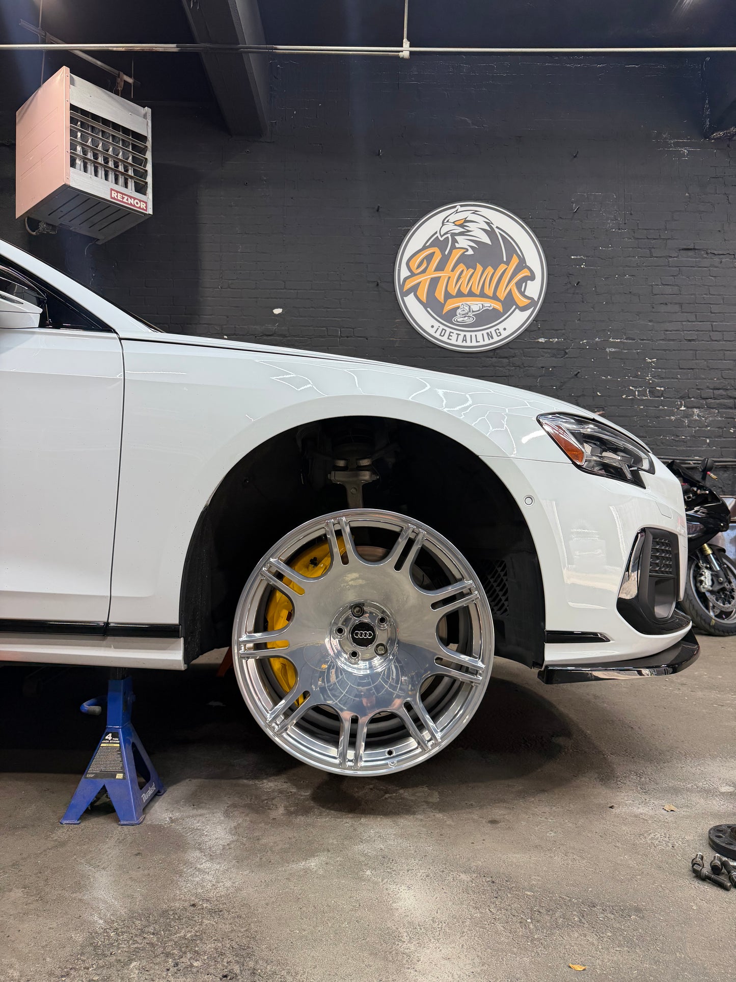 Polished Chrome ES1 Forged Wheels